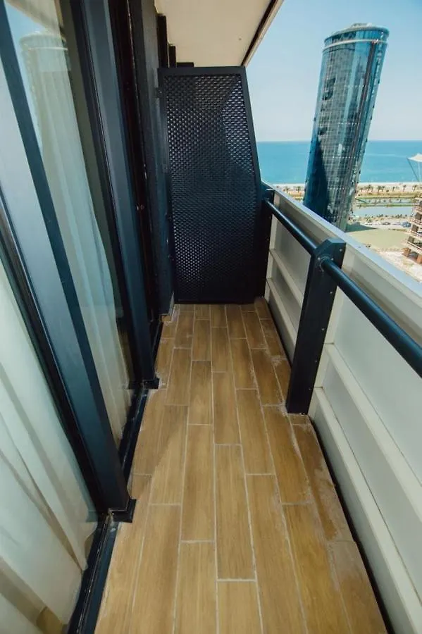 باتومي Orbi City 0*,